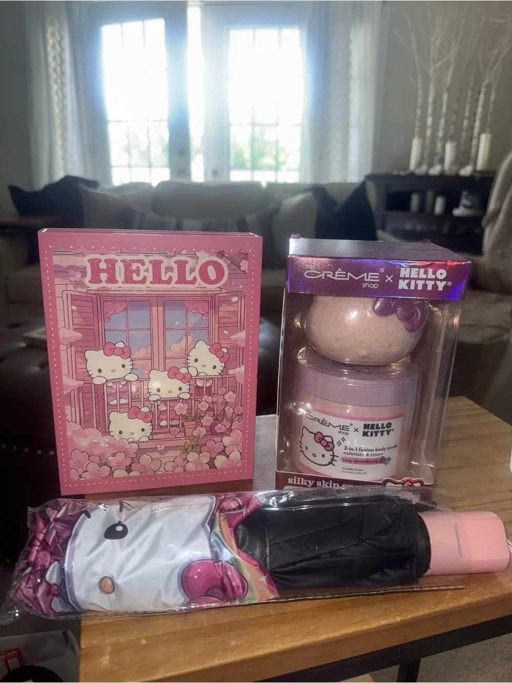 Hello Kitty ultimate bundle!!!  Huge eyeshadow/blush palette, bath set, umbrella